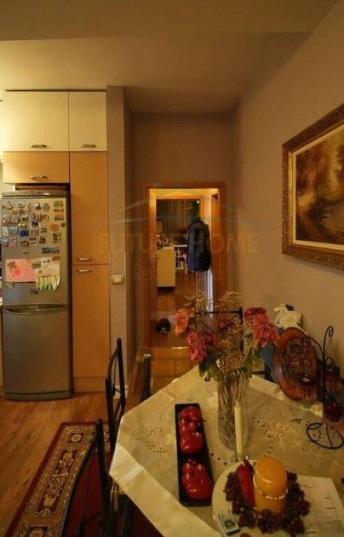 Sale, Apartment 2+1+2, Paris Commune