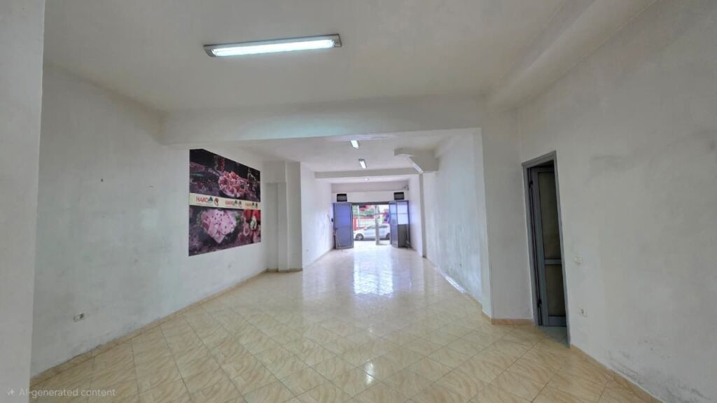 Shop for Rent – 100 m², Fiqirete Musta Street, Vlorë