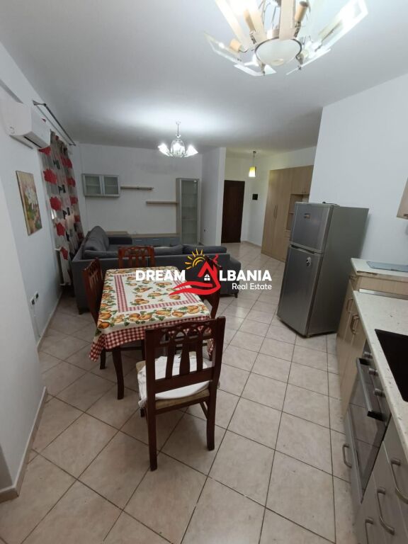 Ufficio vuoto in affitto in via Lidhja e Prizrenit vicino a Garda, Tirana (ID 42215485)
