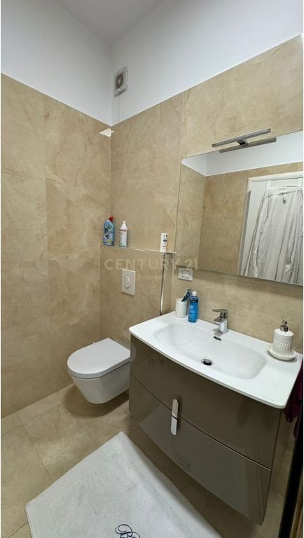 Apartament 2+1+2+Post Parkimi per shitje tek Farmacia-10