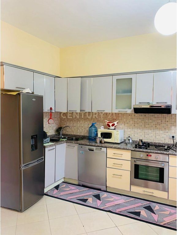 Two-storey villa for rent, in Porto Romano