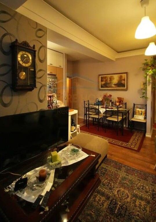 Sale, Apartment 2+1+2, Paris Commune