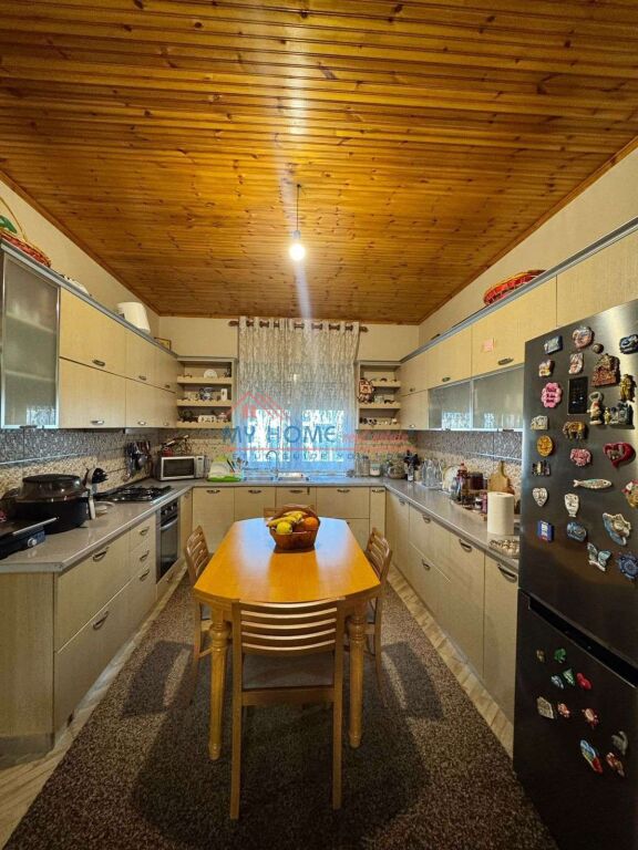 Apartment 3+1 for sale near the former Electric Market Tirana
