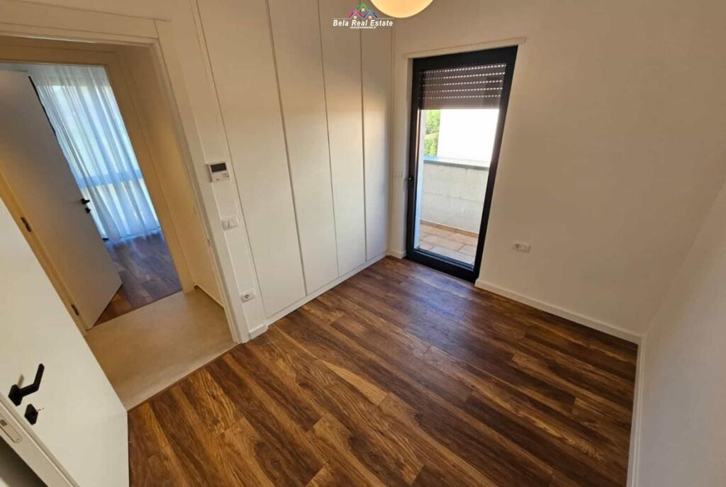 Villa su 3 piani in affitto presso Olive Grove Residence (ID BV22580) Tirana