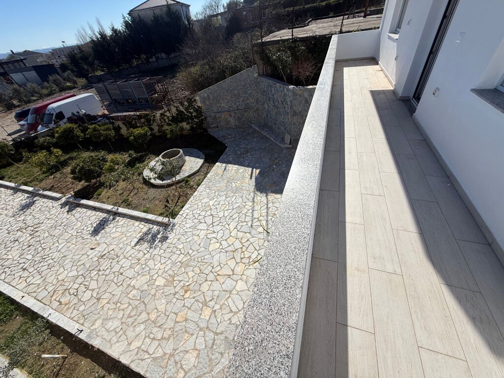 Piano villa in affitto vicino al centro ospedaliero