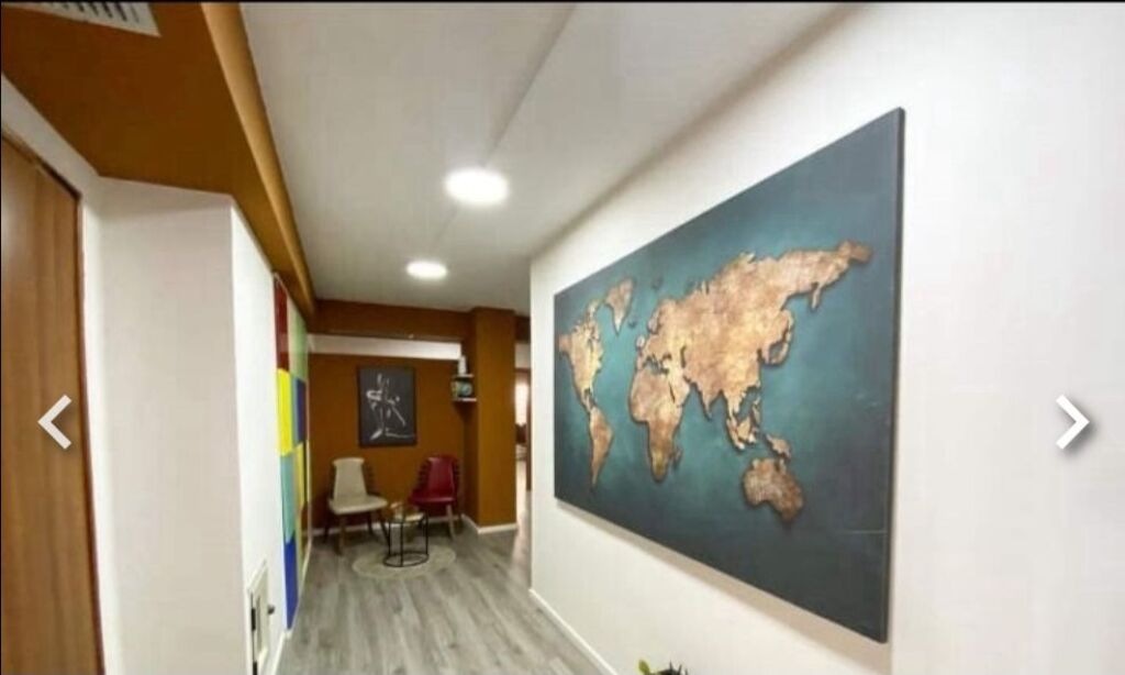 Affittasi AMBIENTE - VIA SAMI FRASHERI, DI FRONTE ALLA SCUOLA PETRO NINI, VICINO ALLA STRADA PRINCIPALE,