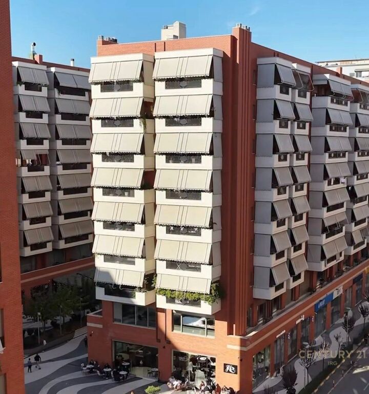 🏢 Shitet Post Parkimi te Kompleksi Delijorgji