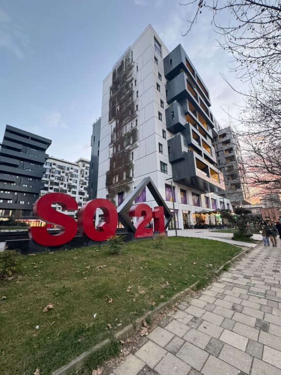 Ufficio premium investito in vendita, Square 21, Via Kavaja!