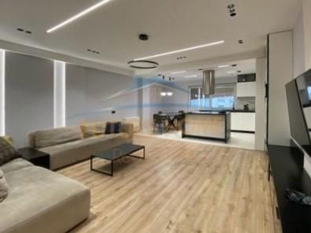 Rent, 2+1 Apartment at Myslym Shyri, near Kastrati Gas Station