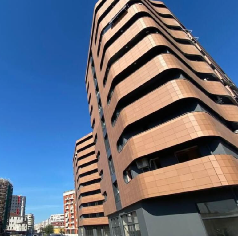 🏢 Shitet Post Parkimi – Oasi Residence, Astir