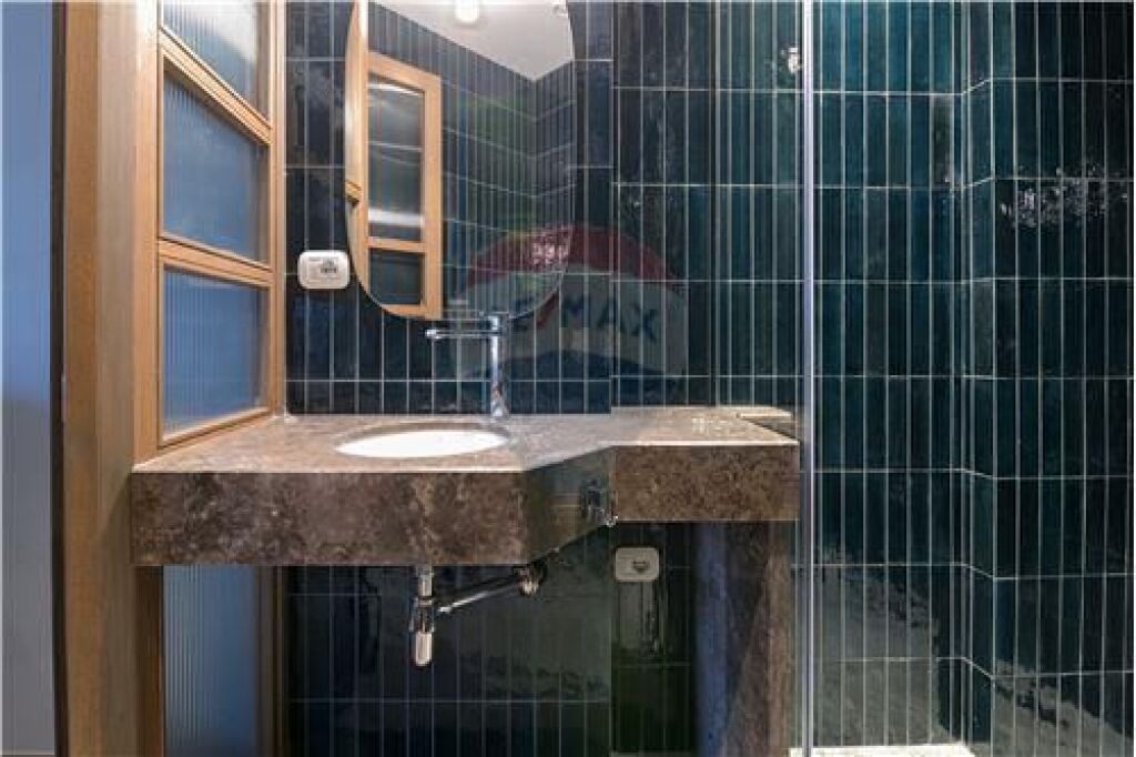 Modern 1+1 apartment for rent + parking space!
