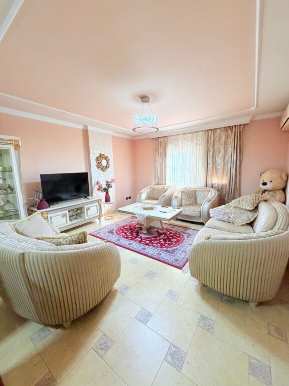 VENDESI APPARTAMENTO 3+1+2 PRANVERA,DURRES