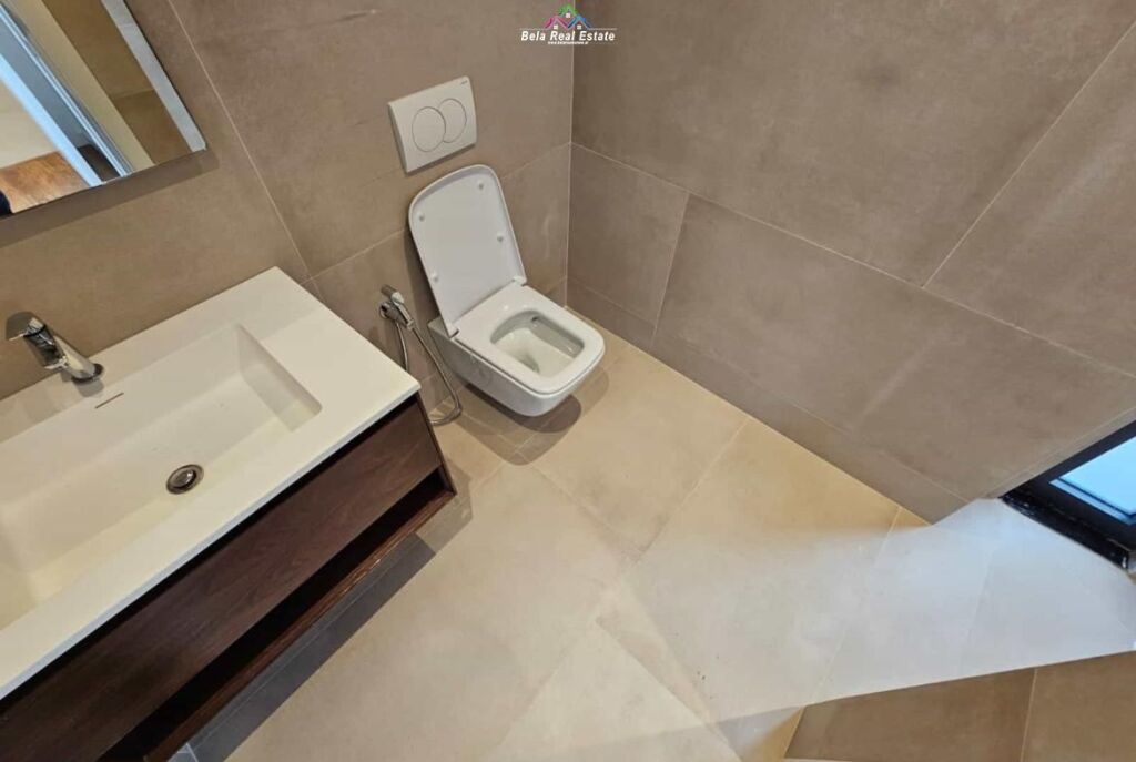 Villa su 3 piani in affitto presso Olive Grove Residence (ID BV22580) Tirana