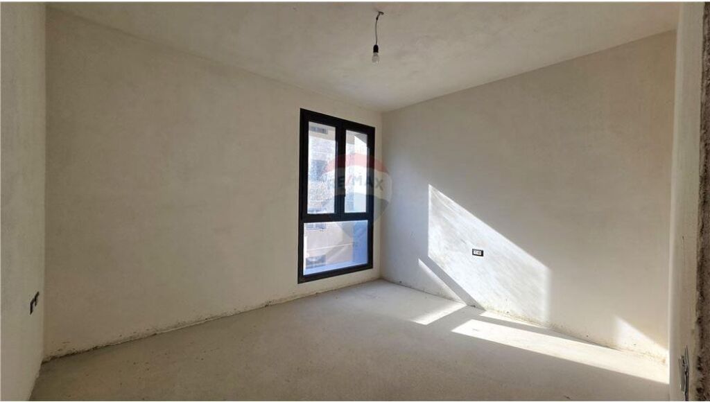 APPARTAMENTO 2+1+2 + GARAGE IN VENDITA – LUNGOMARE