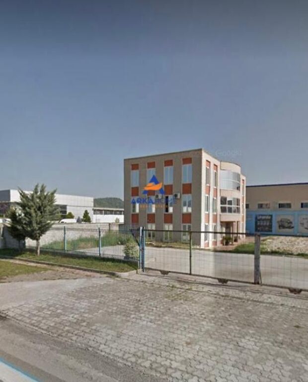 AFFITTASI EDIFICIO DI 3 PIANI 660M2 "KASHAR" 4000 EURO