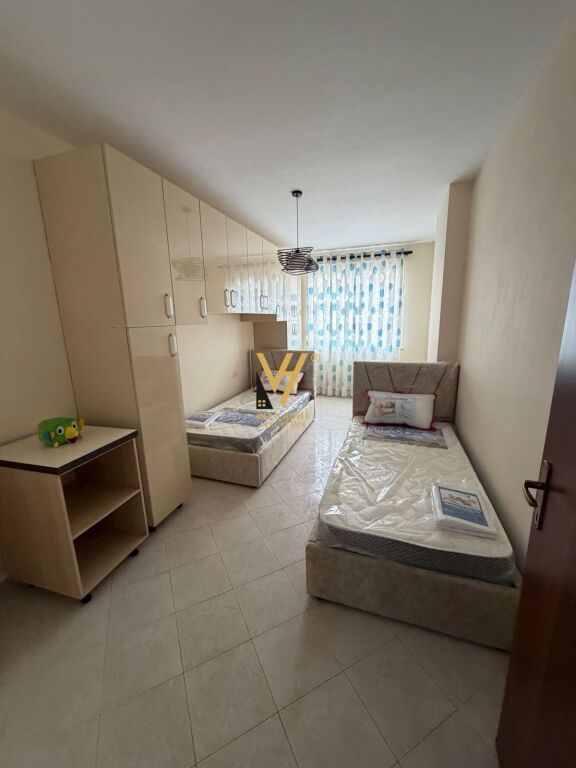 JEPET APARTAMENT 2+1+BLK ME QERA NE ASTIR 50.000 LEKE