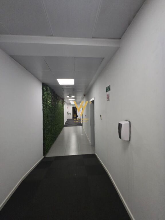 BUSINESS PREMISES FOR RENT 770 M2 AT ZOGU I ZI 17,800 EURO