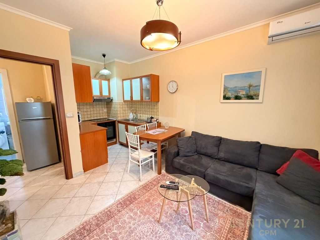 APARTAMENT 1+1 ME QIRA TEK KOMUNA E PARISIT