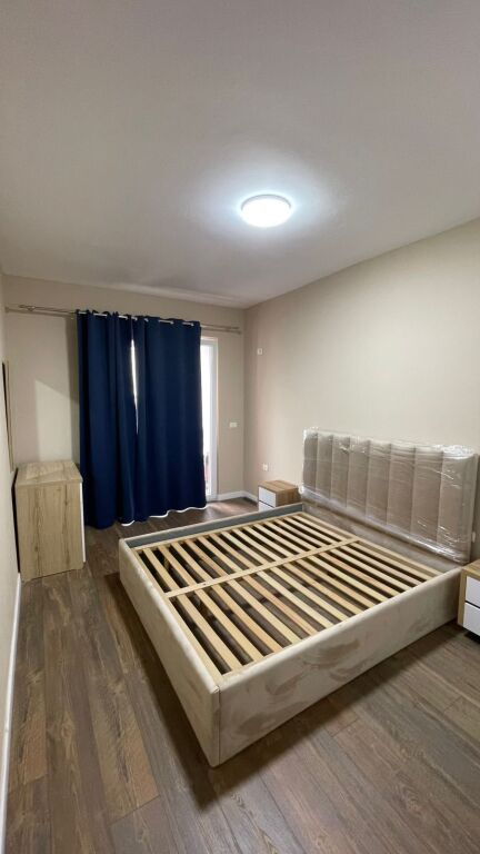 APARTAMENT ME QIRA 2+1 TE GRAND GALLERY YZBERISHT
