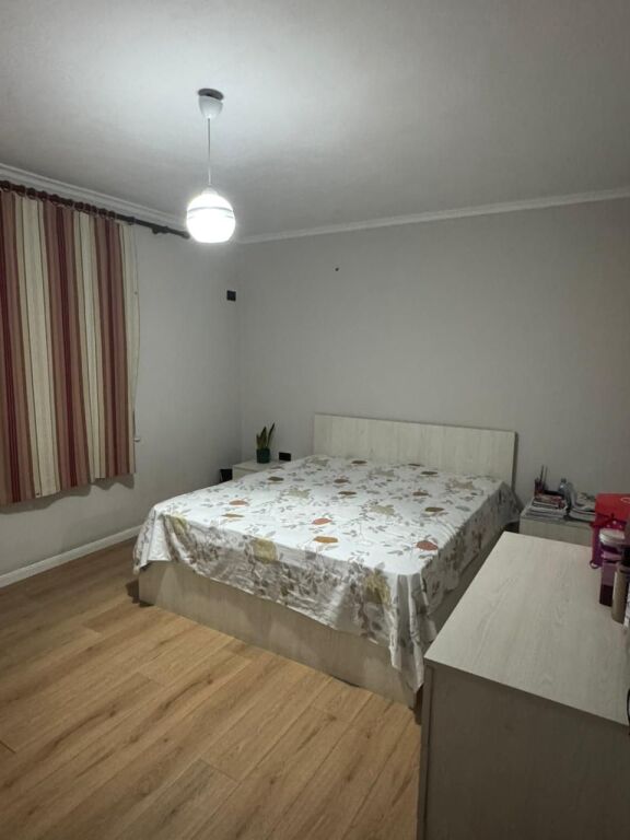 APARTAMENT 2+1 ME QERA TE OXHAKU