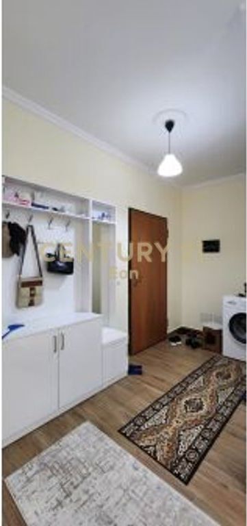 SHITET APARTAMENT 2+1 TE RRUGA E RE E PORTIT