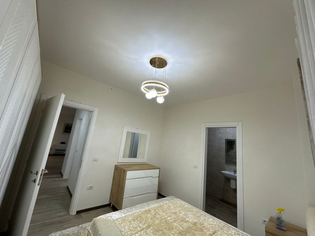 Affittasi Appartamento 2+1+2 Bagni + 1 Balcone
