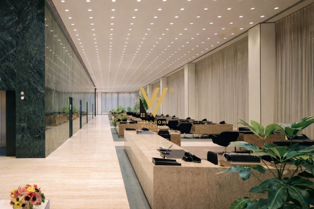 BUSINESS PREMISES 141 M2 FOR RENT AT 5 MAJI 1,100 EURO