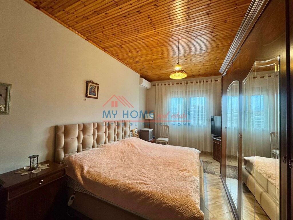 Apartment 3+1 for sale near the former Electric Market Tirana