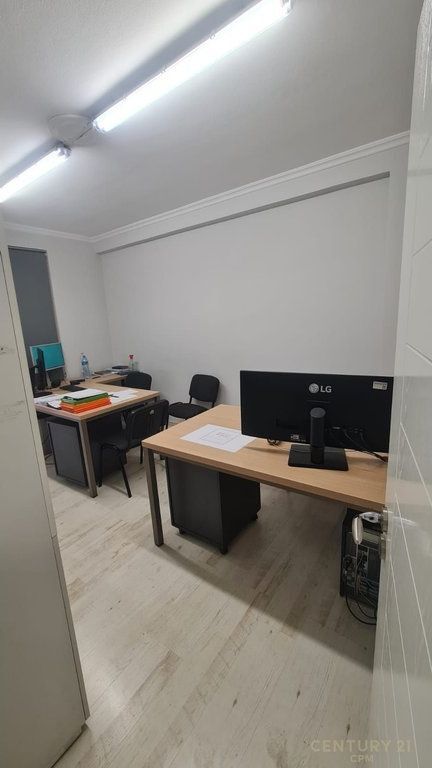 VICINO AL 21 DICEMBRE VENDIAMO APPARTAMENTO 2+1, VIA SALI BUTKA