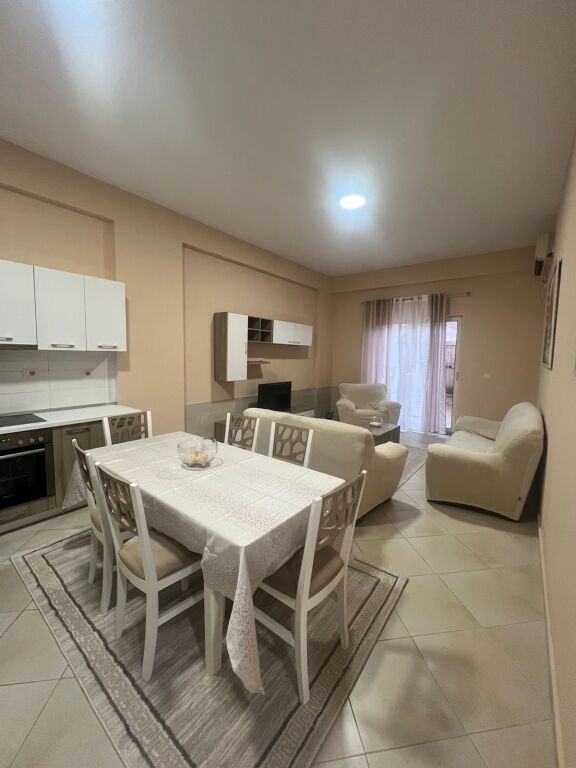 1+1, with veranda, furnished in Fresk, 400 thousand lek