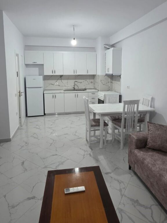 Jepet me Qira Apartament 1+1 – Astir, Urban Gate !