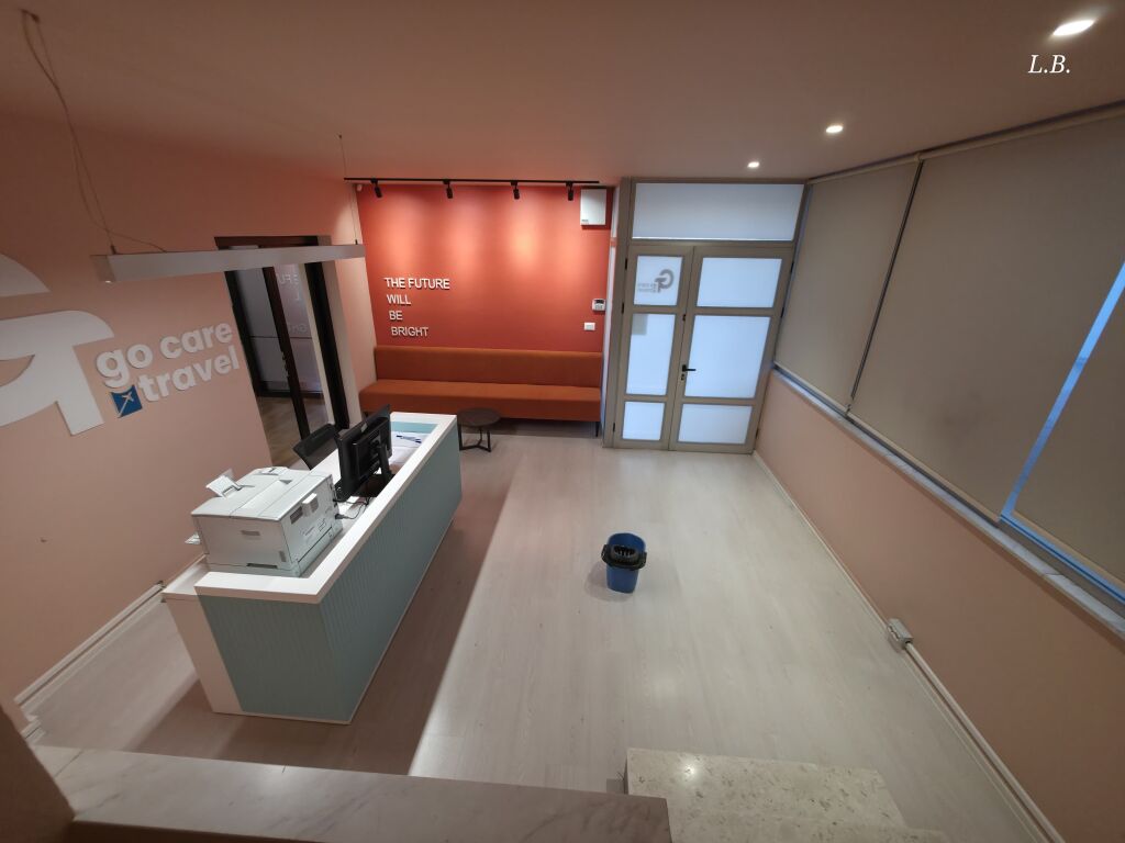 🏢 Ufficio in Affitto 220 m²