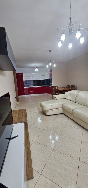 2+1 furnished near the municipal underpass, price 600 euros