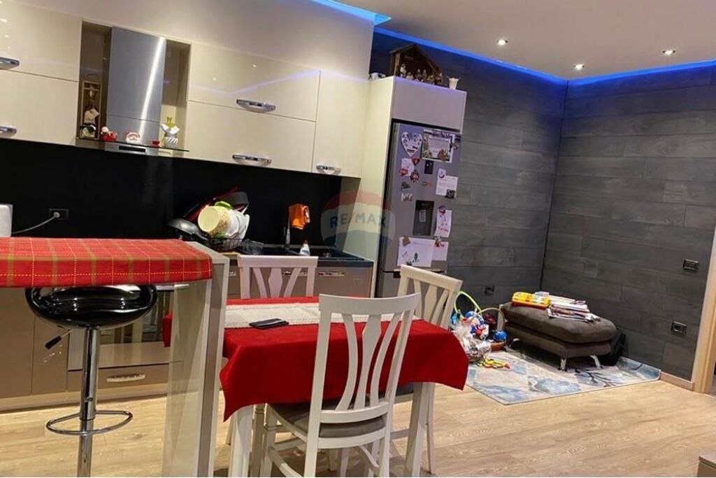 Qira/ Apartament 2+1 ne Yzberisht
