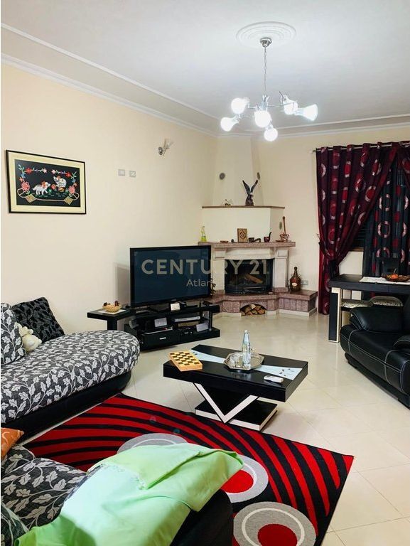 Two-storey villa for rent, in Porto Romano