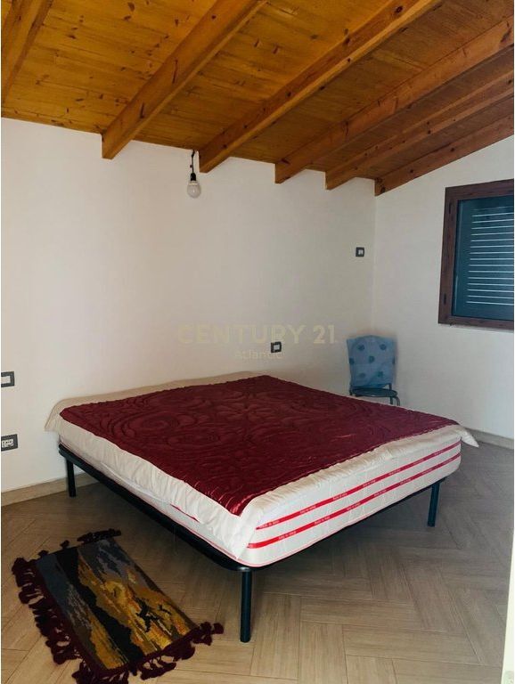 Two-storey villa for rent, in Porto Romano
