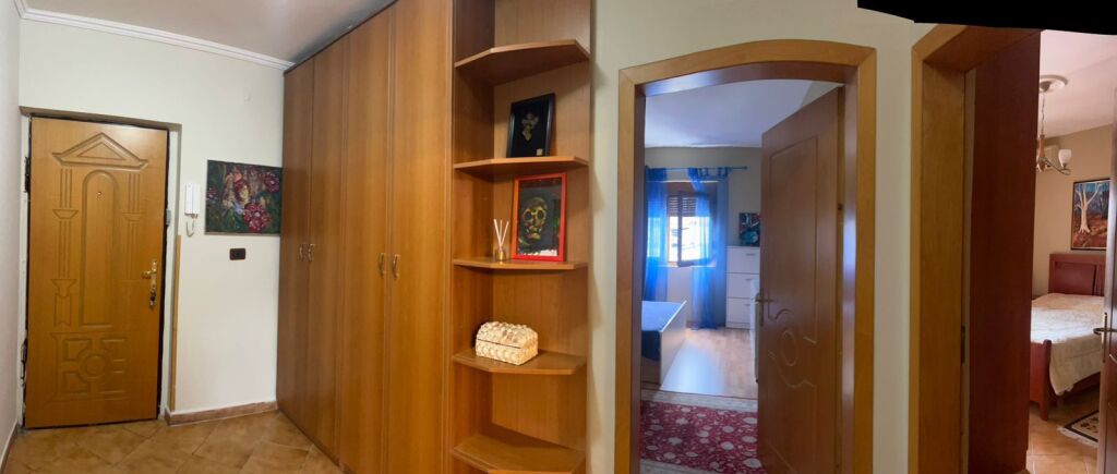 Apartament me qera 2+1 - 📍21 Dhjetori, Mozaiku Tiranës