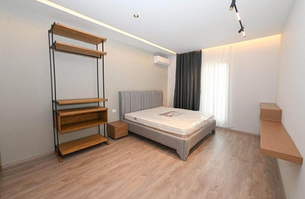 🏢 JEPET ME QIRA – APARTAMENT 2+1 TEK KOMPLEKSI DELIJORGJI