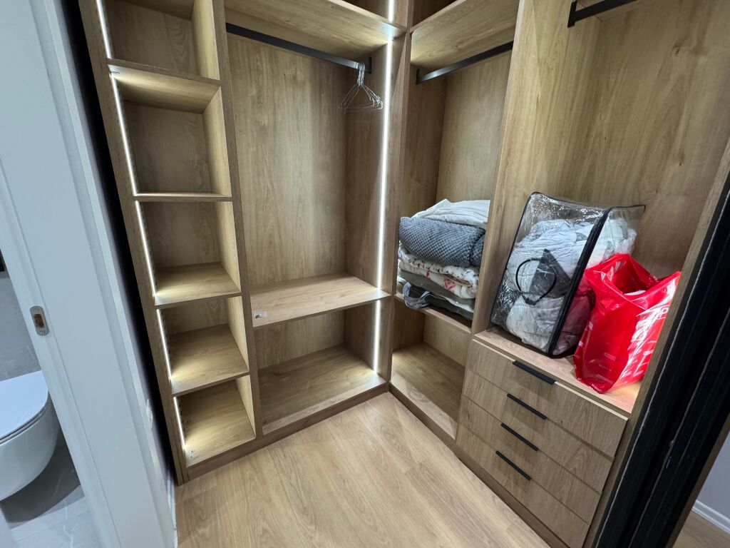 Qera apartament 2+1+2 Jordan misja prane spak cmimi 90.000 leke /muaj