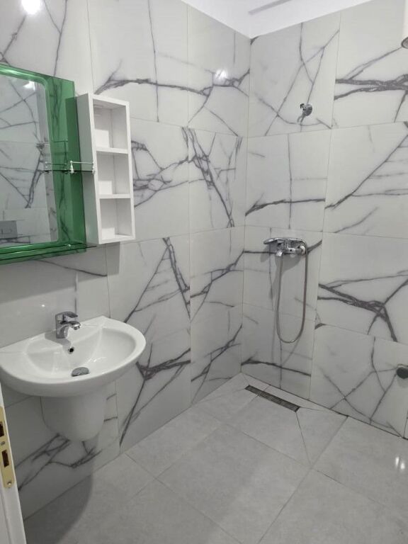 Jepet me Qira Apartament 1+1 – Astir, Urban Gate !