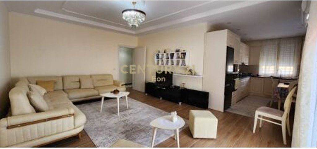 SHITET APARTAMENT 2+1 TE RRUGA E RE E PORTIT