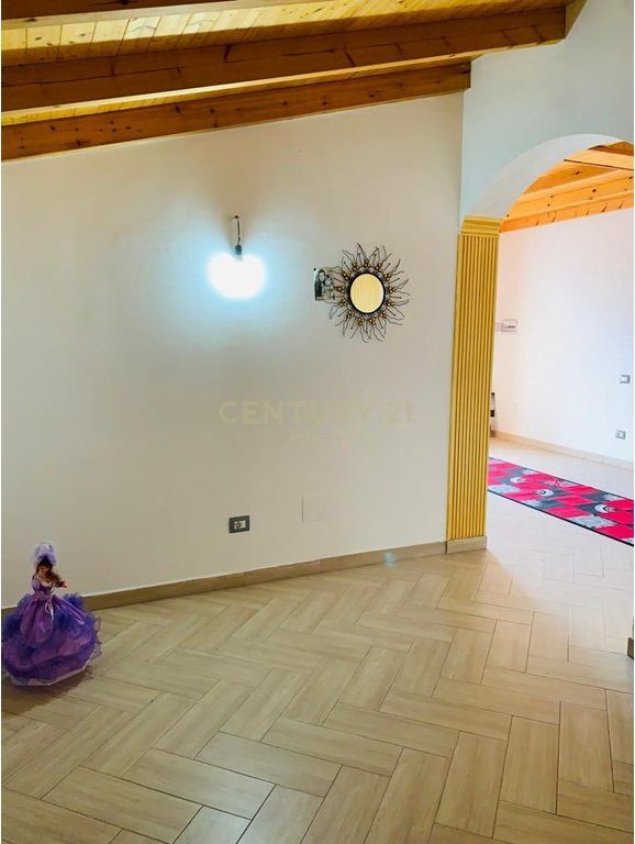 Two-storey villa for rent, in Porto Romano