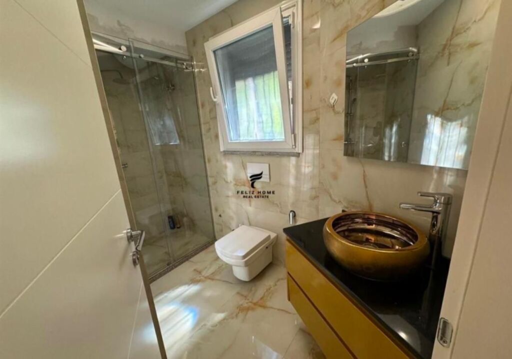 APARTAMENT ME QERA 2+1+BALLKON LIQENI I THATE 80.000 LEKE