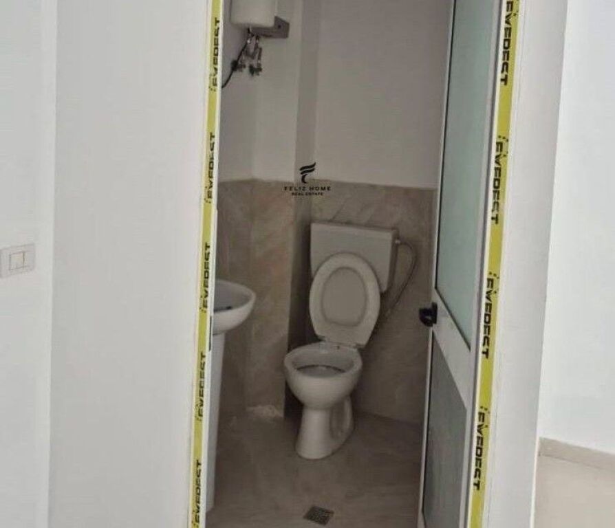DYQAN ME QERA 50 M2 BULEVARDI RI 50.000 LEKE