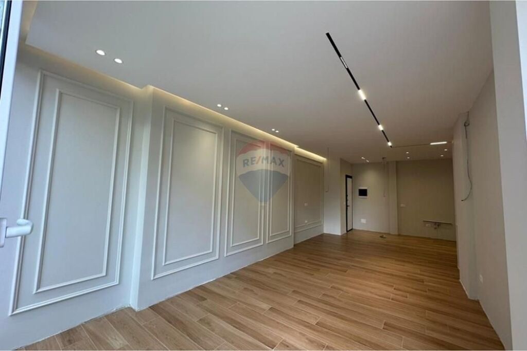 Apartament - Për Shitje - Komuna e Parisit, Tiranë(ID: 530591002-45)