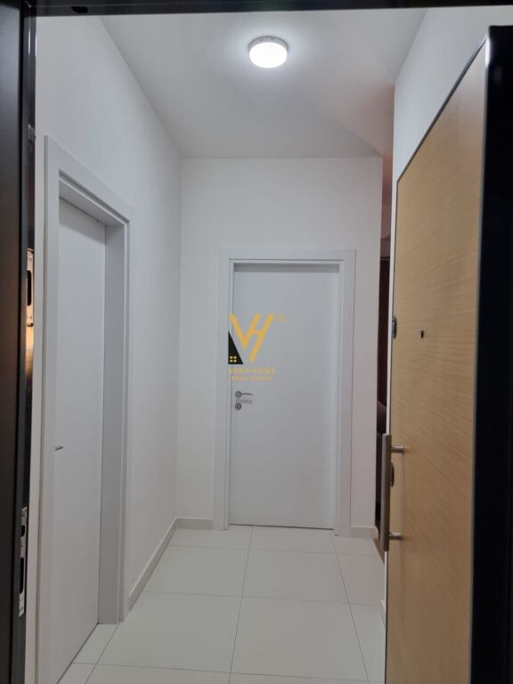 JEPET APARTAMENT 1+1+BLK ME QERA TE KOMUNA PARISIT 85.000 LEKE