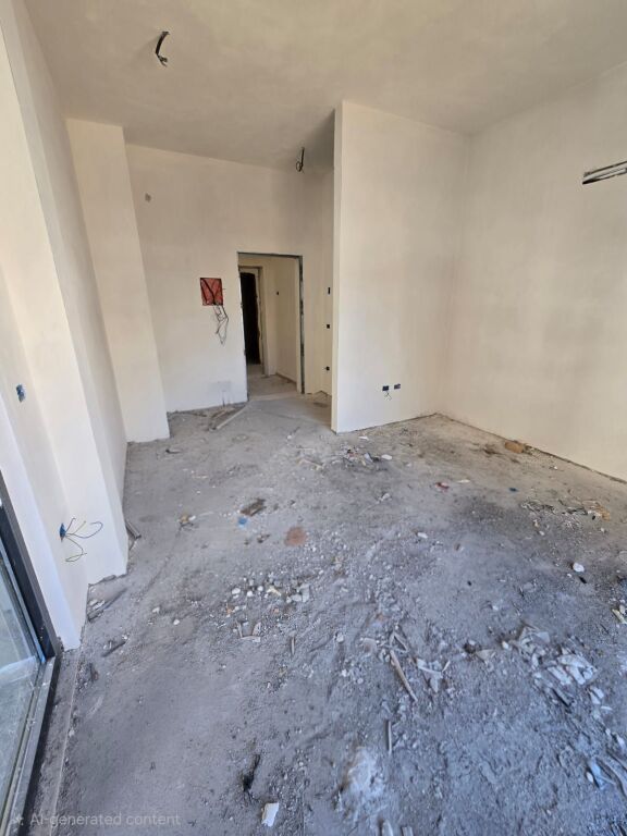 📌 Appartamento 2+1 in Vendita – Inizio del Nuovo Viale, Tirana
