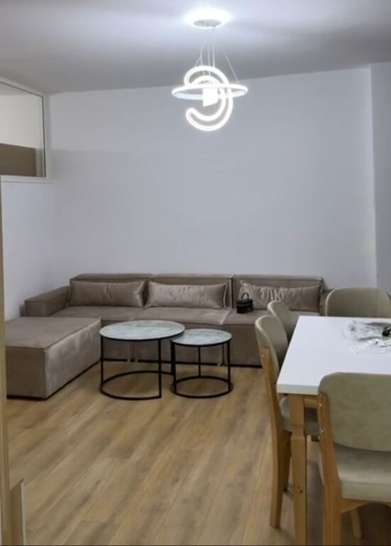 🚨Jepet me qera apartament 2+1  📍Astir, Posta, Pranë Bar Bohemit