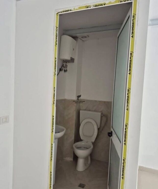 DYQAN ME QERA 50 M2 BULEVARDI RI 50.000 LEKE