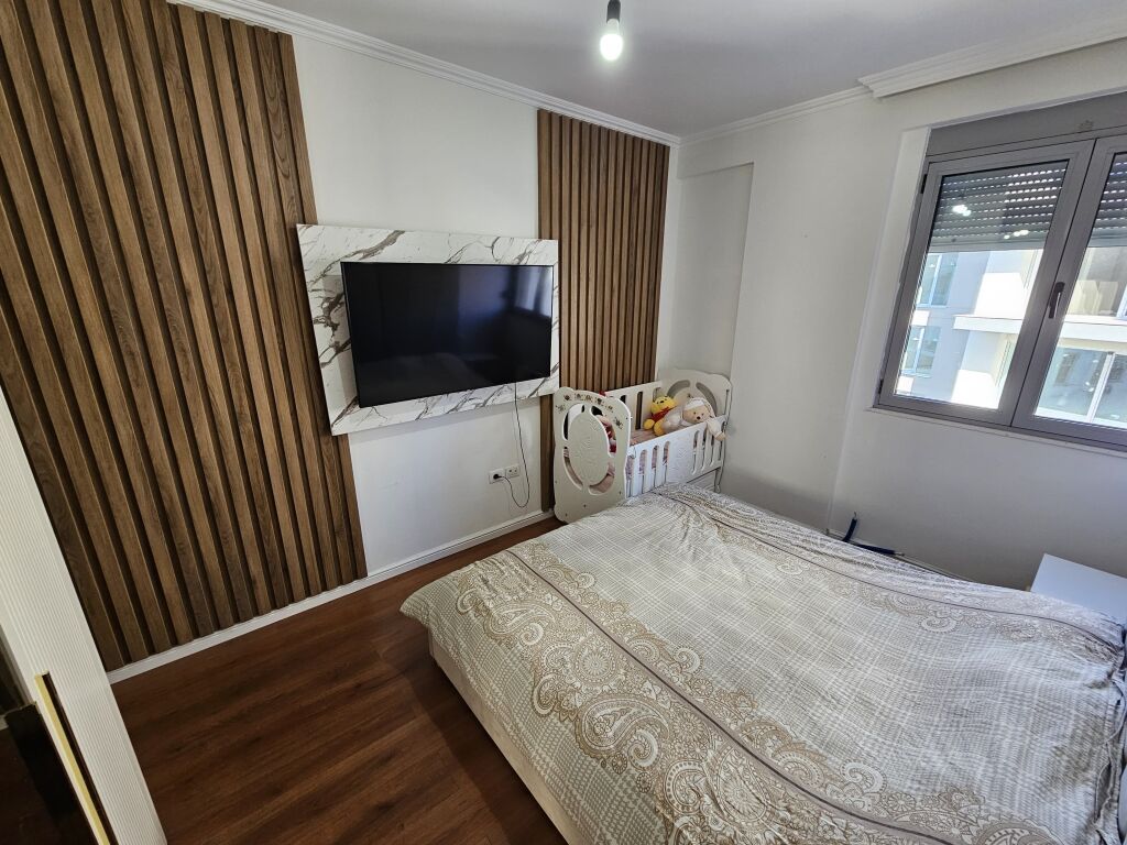 Apartament 2+1+2 per qira te Liqeni i Thate, Radisson